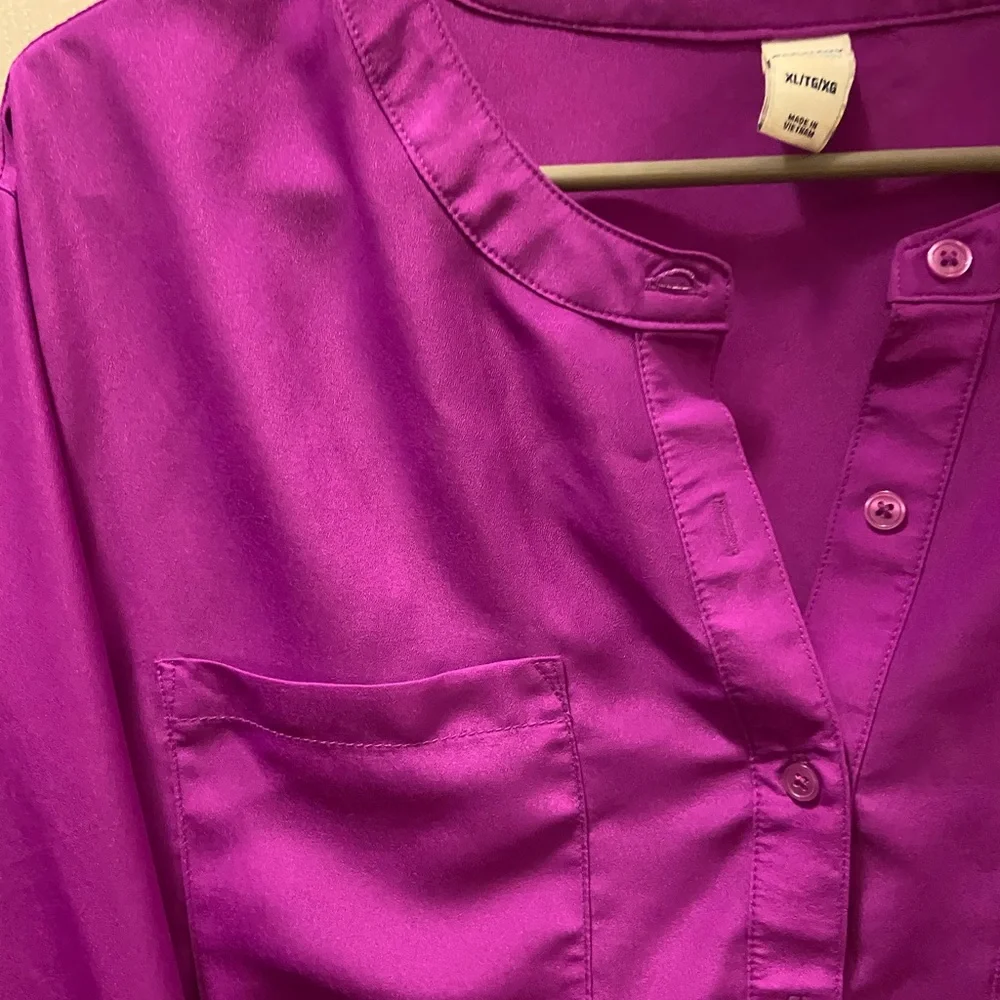 Purple collar-less blouse - Picture 2 of 3